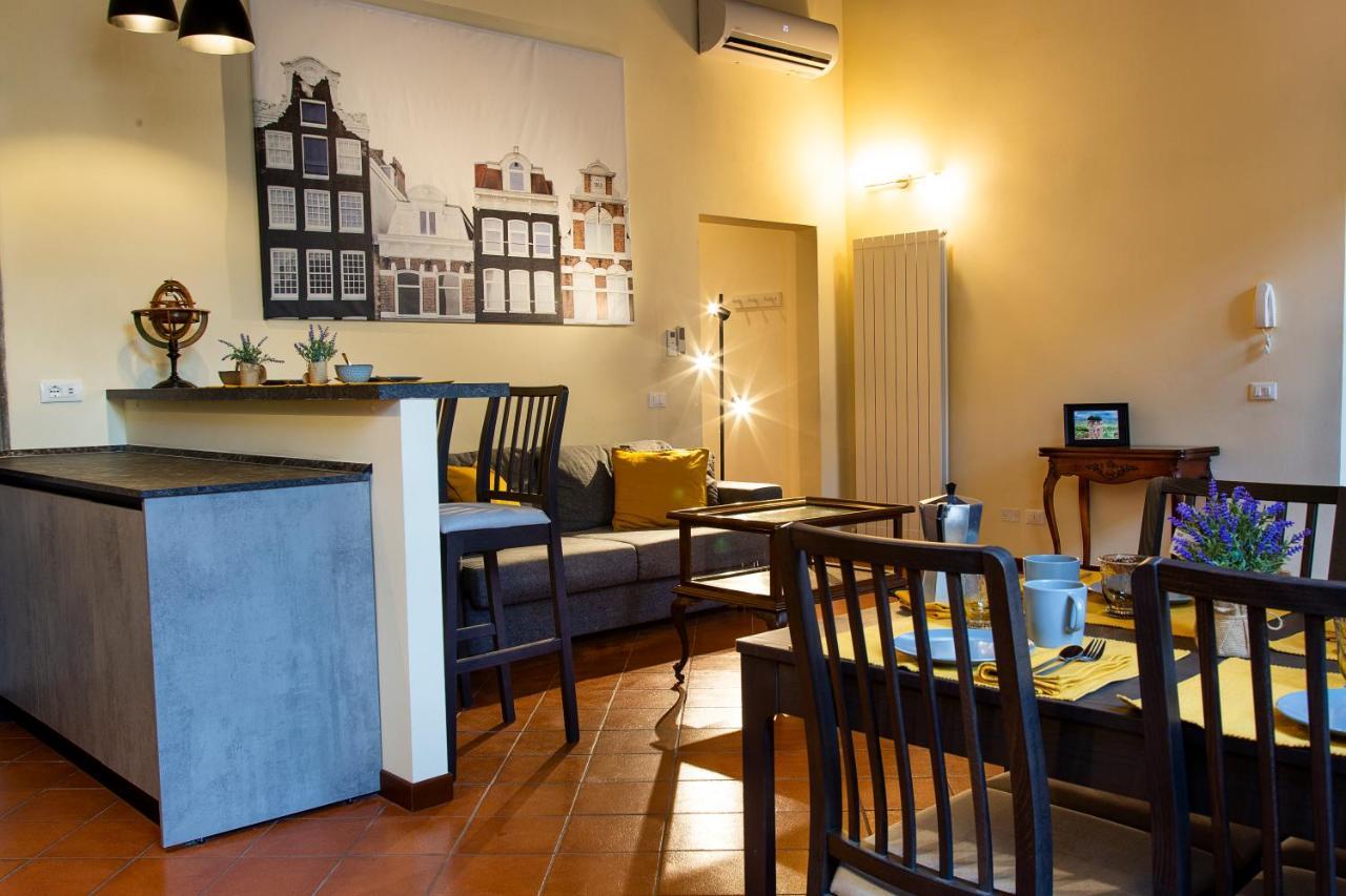 L'Antica Dimora Di Bill Apartment Лука Екстериор снимка